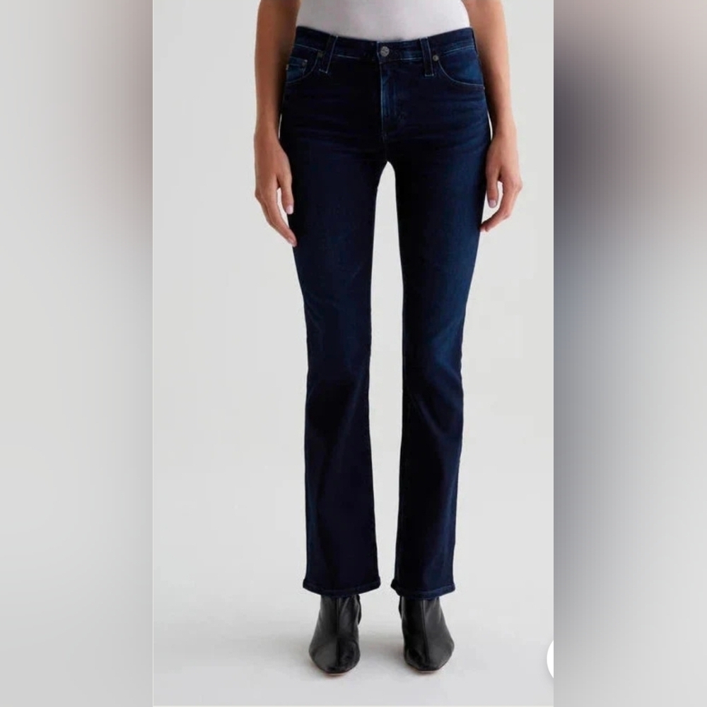 NWOT AG Angel Low-Rise Boot Jeans Sz 26